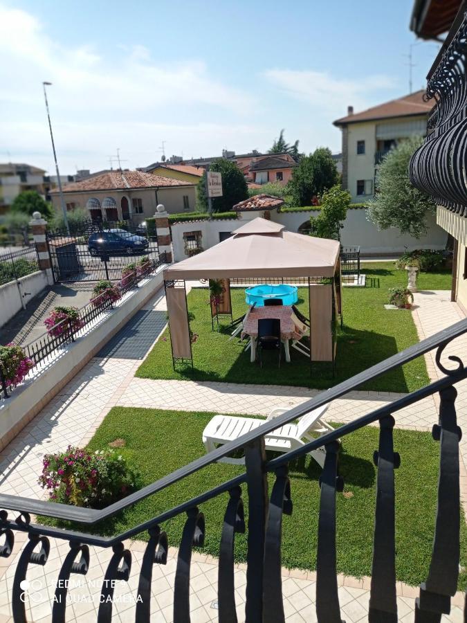 Апарт отель Residenza La Ricciolina Верона Экстерьер фото