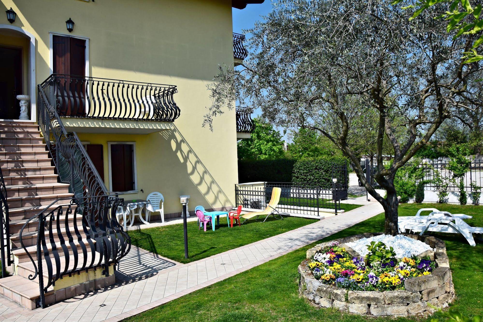 Апарт отель Residenza La Ricciolina Верона Экстерьер фото
